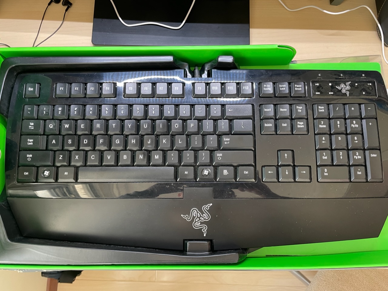 Razer-Arctosa